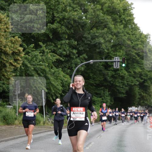 14.06.2026 - REWE Women's Run Jannik Wohlers http://msf.ph/oto/9794519 14.06.2026 09:54:50 Laufen 10565, 7 meine-sportfotos.de