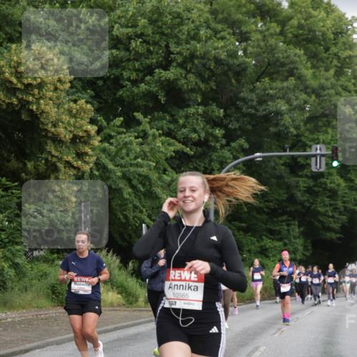 14.06.2026 - REWE Women's Run Jannik Wohlers http://msf.ph/oto/9794537 14.06.2026 09:54:51 Laufen 10664, 10565, 577 meine-sportfotos.de