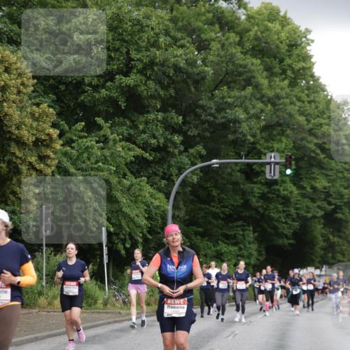 14.06.2026 - REWE Women's Run Jannik Wohlers http://msf.ph/oto/9794578 14.06.2026 09:54:55 Laufen 7, 10093 meine-sportfotos.de