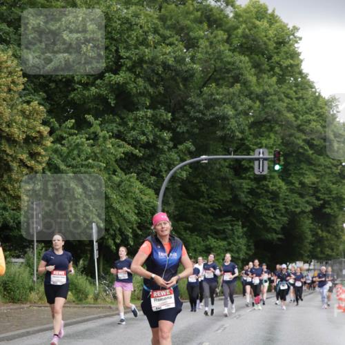 14.06.2026 - REWE Women's Run Jannik Wohlers http://msf.ph/oto/9794580 14.06.2026 09:54:56 Laufen 10093, 7 meine-sportfotos.de