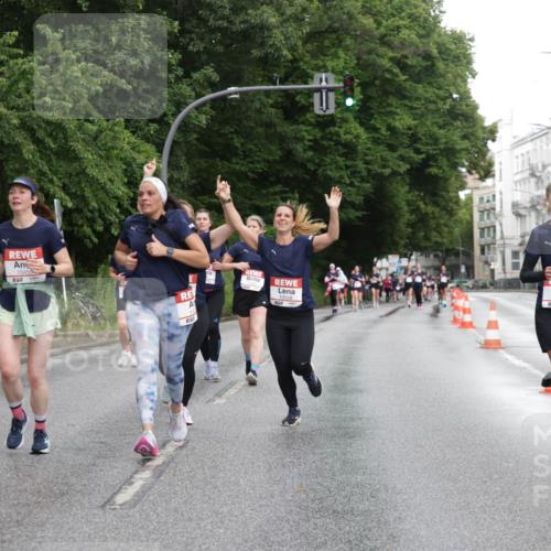 14.06.2026 - REWE Women's Run Jannik Wohlers http://msf.ph/oto/9794662 14.06.2026 09:55:06 Laufen 10450, 10558, 10160 meine-sportfotos.de