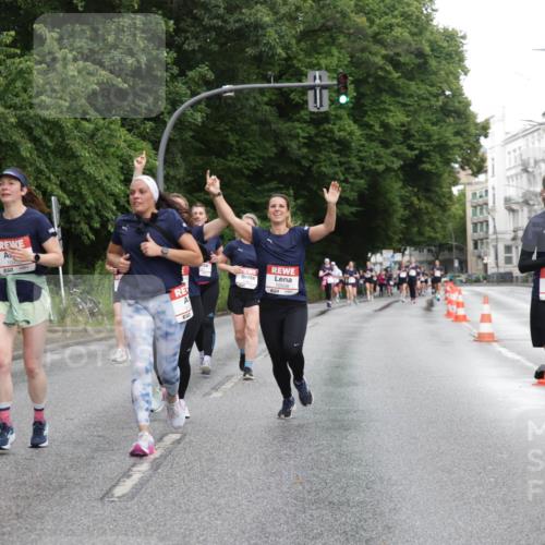 14.06.2026 - REWE Women's Run Jannik Wohlers http://msf.ph/oto/9794664 14.06.2026 09:55:06 Laufen 10558, 10160, 1 meine-sportfotos.de