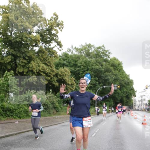 14.06.2026 - REWE Women's Run Jannik Wohlers http://msf.ph/oto/9794894 14.06.2026 09:55:36 Laufen 10090, 57 meine-sportfotos.de