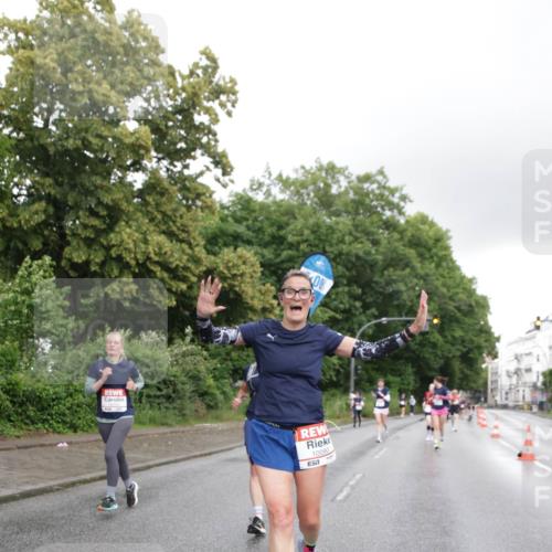 14.06.2026 - REWE Women's Run Jannik Wohlers http://msf.ph/oto/9794899 14.06.2026 09:55:36 Laufen 10090 meine-sportfotos.de