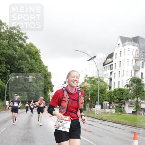 14.06.2026 - REWE Women's Run Jannik Wohlers http://msf.ph/oto/9794961 14.06.2026 09:55:42 Laufen 11385, 7 meine-sportfotos.de