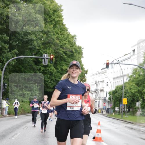 14.06.2026 - REWE Women's Run Jannik Wohlers http://msf.ph/oto/9794990 14.06.2026 09:55:44 Laufen 10433, 7 meine-sportfotos.de