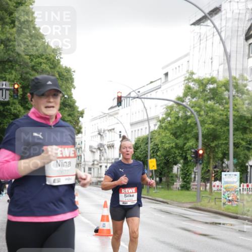 14.06.2026 - REWE Women's Run Jannik Wohlers http://msf.ph/oto/9795061 14.06.2026 09:55:50 Laufen 10677, 11255, 7, 1 meine-sportfotos.de