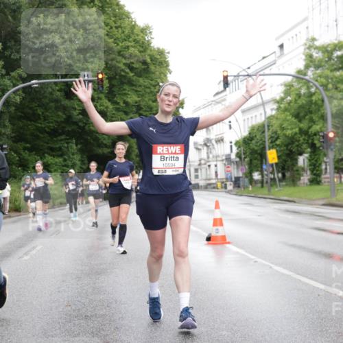 14.06.2026 - REWE Women's Run Jannik Wohlers http://msf.ph/oto/9795083 14.06.2026 09:55:54 Laufen 11265, 10594 meine-sportfotos.de