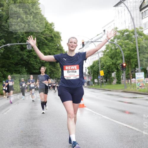 14.06.2026 - REWE Women's Run Jannik Wohlers http://msf.ph/oto/9795094 14.06.2026 09:55:54 Laufen 11265, 57, 10594, 7 meine-sportfotos.de