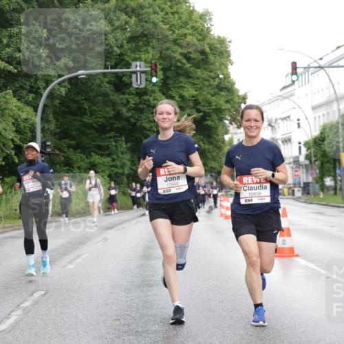 14.06.2026 - REWE Women's Run Jannik Wohlers http://msf.ph/oto/9795145 14.06.2026 09:55:59 Laufen 10840, 7, 10839, 7 meine-sportfotos.de