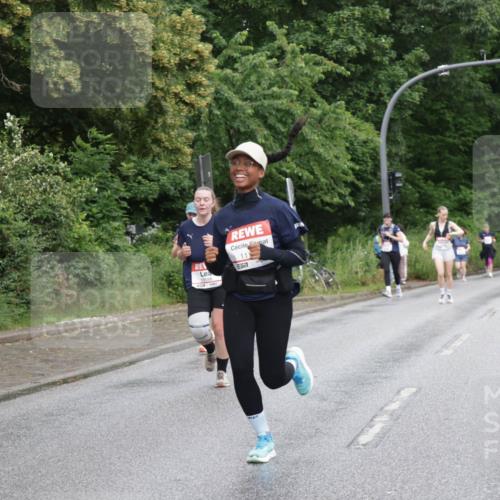 14.06.2026 - REWE Women's Run Jannik Wohlers http://msf.ph/oto/9795182 14.06.2026 09:56:01 Laufen 11, 7, 10188 meine-sportfotos.de
