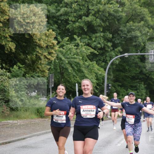 14.06.2026 - REWE Women's Run Jannik Wohlers http://msf.ph/oto/9795426 14.06.2026 09:56:35 Laufen 11150, 10370, 7 meine-sportfotos.de