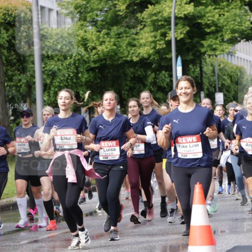 14.06.2026 - REWE Women's Run Jannik Wohlers http://msf.ph/oto/9795470 14.06.2026 09:09:36 Laufen 10170, 57, 11092, 10815, 657, 11436, 7, 10451, 10291 meine-sportfotos.de