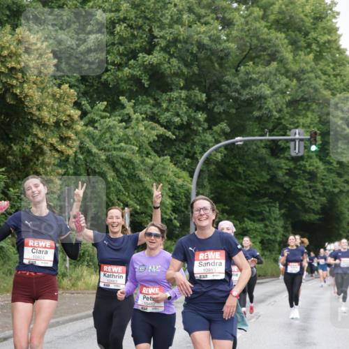 14.06.2026 - REWE Women's Run Jannik Wohlers http://msf.ph/oto/9795486 14.06.2026 09:56:40 Laufen 10824, 10663, 10482, 7, 10915 meine-sportfotos.de