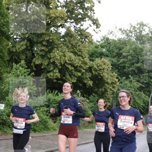 14.06.2026 - REWE Women's Run Jannik Wohlers http://msf.ph/oto/9795501 14.06.2026 09:56:41 Laufen 11018, 10824, 10663, 57, 10915, 7 meine-sportfotos.de