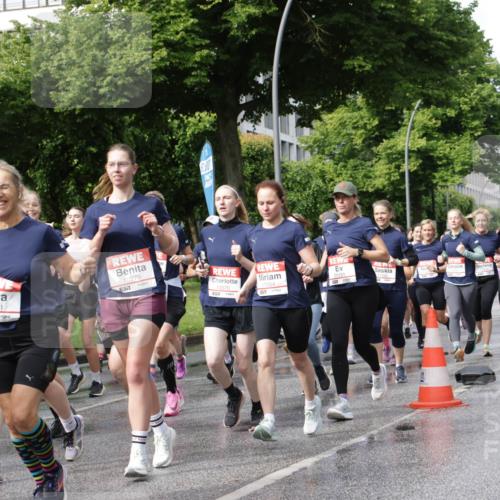14.06.2026 - REWE Women's Run Jannik Wohlers http://msf.ph/oto/9795547 14.06.2026 09:09:41 Laufen 10291, 10279, 57, 11304, 11131, 10070 meine-sportfotos.de