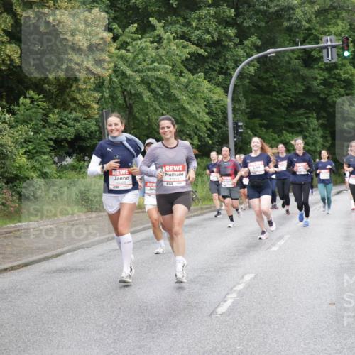 14.06.2026 - REWE Women's Run Jannik Wohlers http://msf.ph/oto/9795627 14.06.2026 09:56:56 Laufen 11075 meine-sportfotos.de
