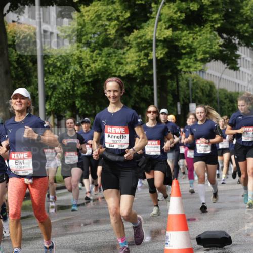 14.06.2026 - REWE Women's Run Jannik Wohlers http://msf.ph/oto/9795701 14.06.2026 09:09:48 Laufen 10377, 517, 10768, 11067, 7, 1113 meine-sportfotos.de