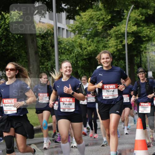 14.06.2026 - REWE Women's Run Jannik Wohlers http://msf.ph/oto/9795750 14.06.2026 09:09:51 Laufen 10344, 11155, 517, 10976, 11179, 7, 10940, 5 meine-sportfotos.de