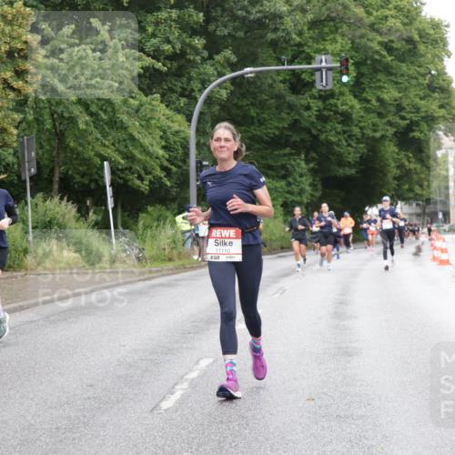 14.06.2026 - REWE Women's Run Jannik Wohlers http://msf.ph/oto/9795761 14.06.2026 09:57:12 Laufen 10431, 11110, 57, 30 meine-sportfotos.de