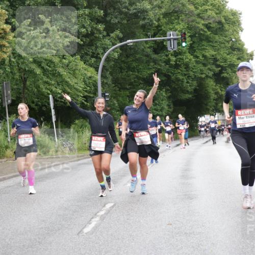 14.06.2026 - REWE Women's Run Jannik Wohlers http://msf.ph/oto/9795802 14.06.2026 09:57:19 Laufen 10261, 10165, 7 meine-sportfotos.de