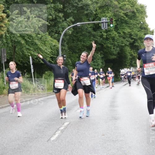 14.06.2026 - REWE Women's Run Jannik Wohlers http://msf.ph/oto/9795803 14.06.2026 09:57:19 Laufen 10261, 11513, 10165, 57 meine-sportfotos.de