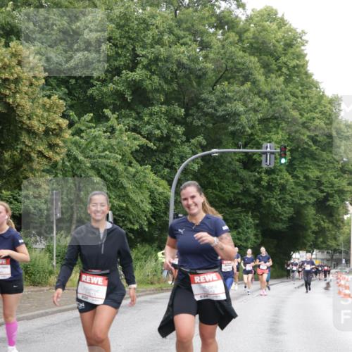 14.06.2026 - REWE Women's Run Jannik Wohlers http://msf.ph/oto/9795821 14.06.2026 09:57:21 Laufen 11513, 11512 meine-sportfotos.de
