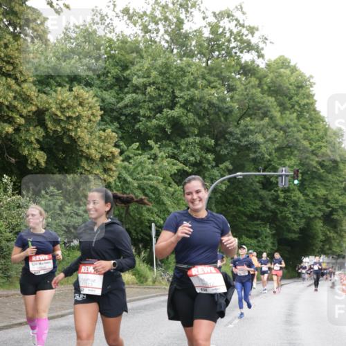 14.06.2026 - REWE Women's Run Jannik Wohlers http://msf.ph/oto/9795833 14.06.2026 09:57:21 Laufen 11513, 11512 meine-sportfotos.de