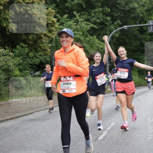 14.06.2026 - REWE Women's Run Jannik Wohlers http://msf.ph/oto/9795868 14.06.2026 09:57:29 Laufen 10780, 10622, 10733 meine-sportfotos.de