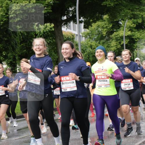 14.06.2026 - REWE Women's Run Jannik Wohlers http://msf.ph/oto/9795942 14.06.2026 09:10:04 Laufen 10082, 11107, 57, 10222, 57, 10104, 7, 11191 meine-sportfotos.de