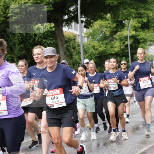 14.06.2026 - REWE Women's Run Jannik Wohlers http://msf.ph/oto/9796008 14.06.2026 09:10:07 Laufen 10482, 577, 10898, 577, 11091, 10875 meine-sportfotos.de