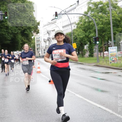 14.06.2026 - REWE Women's Run Jannik Wohlers http://msf.ph/oto/9796012 14.06.2026 09:57:46 Laufen 10340 meine-sportfotos.de