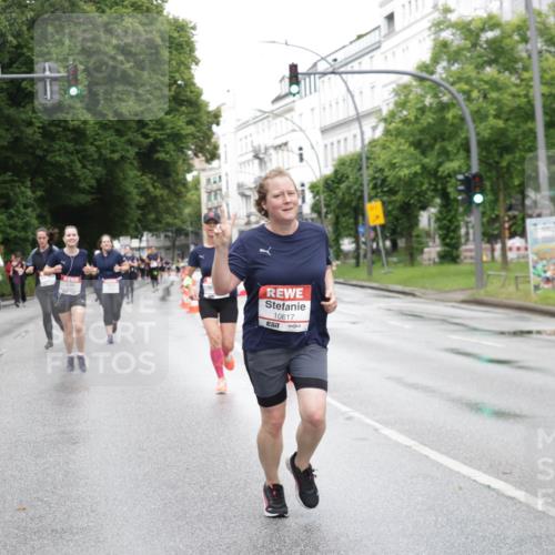 14.06.2026 - REWE Women's Run Jannik Wohlers http://msf.ph/oto/9796029 14.06.2026 09:57:48 Laufen 10617, 7 meine-sportfotos.de