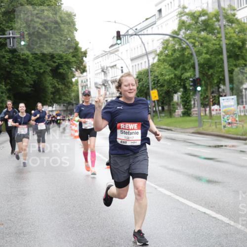 14.06.2026 - REWE Women's Run Jannik Wohlers http://msf.ph/oto/9796035 14.06.2026 09:57:48 Laufen 10617, 7 meine-sportfotos.de