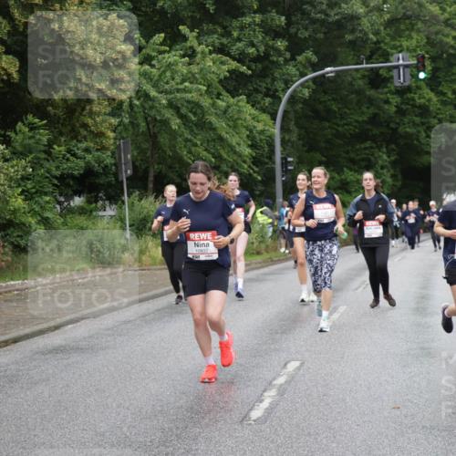 14.06.2026 - REWE Women's Run Jannik Wohlers http://msf.ph/oto/9796057 14.06.2026 09:57:50 Laufen 10932, 11448 meine-sportfotos.de