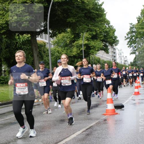 14.06.2026 - REWE Women's Run Jannik Wohlers http://msf.ph/oto/9796086 14.06.2026 09:10:11 Laufen 10868, 19983, 10982, 10558 meine-sportfotos.de