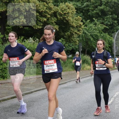 14.06.2026 - REWE Women's Run Jannik Wohlers http://msf.ph/oto/9796095 14.06.2026 09:57:55 Laufen 10549, 10510, 7, 57 meine-sportfotos.de