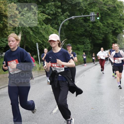 14.06.2026 - REWE Women's Run Jannik Wohlers http://msf.ph/oto/9796124 14.06.2026 09:58:02 Laufen 0724, 10, 21, 026 meine-sportfotos.de