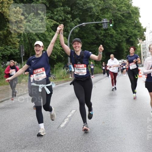 14.06.2026 - REWE Women's Run Jannik Wohlers http://msf.ph/oto/9796125 14.06.2026 09:58:04 Laufen 10181, 51, 11469, 10983, 01 meine-sportfotos.de