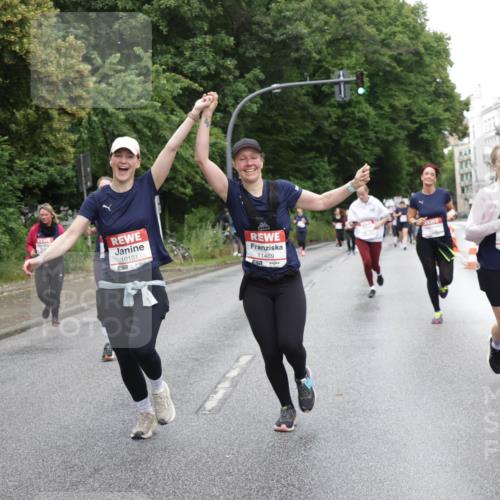14.06.2026 - REWE Women's Run Jannik Wohlers http://msf.ph/oto/9796130 14.06.2026 09:58:04 Laufen 10181, 51, 11469, 10983, 7 meine-sportfotos.de