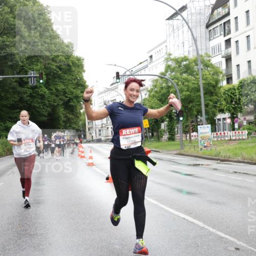 14.06.2026 - REWE Women's Run Jannik Wohlers http://msf.ph/oto/9796168 14.06.2026 09:58:07 Laufen 11208 meine-sportfotos.de