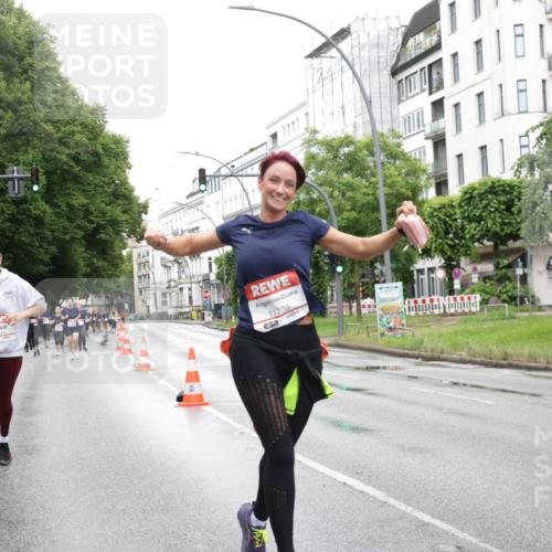 14.06.2026 - REWE Women's Run Jannik Wohlers http://msf.ph/oto/9796178 14.06.2026 09:58:07 Laufen 11208, 7 meine-sportfotos.de
