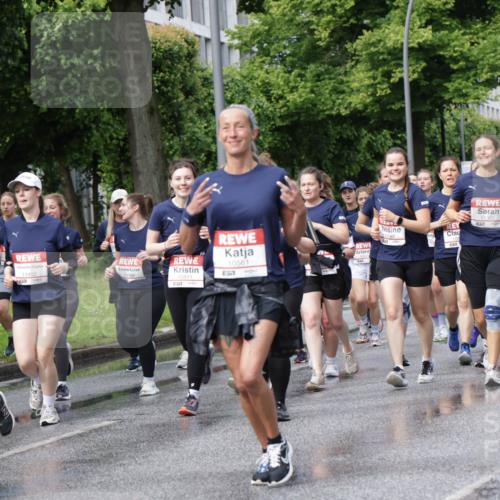 14.06.2026 - REWE Women's Run Jannik Wohlers http://msf.ph/oto/9796183 14.06.2026 09:10:19 Laufen 10078, 11452, 10199, 10811, 10561, 7, 187, 7, 10410 meine-sportfotos.de