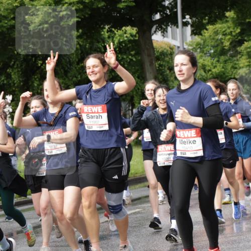 14.06.2026 - REWE Women's Run Jannik Wohlers http://msf.ph/oto/9796276 14.06.2026 09:10:22 Laufen 10341, 7, 10448, 102, 7, 11187, 57, 11002, 57, 10410, 10261, 657 meine-sportfotos.de