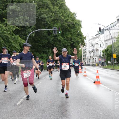 14.06.2026 - REWE Women's Run Jannik Wohlers http://msf.ph/oto/9796341 14.06.2026 09:58:33 Laufen 57, 10898, 01 meine-sportfotos.de