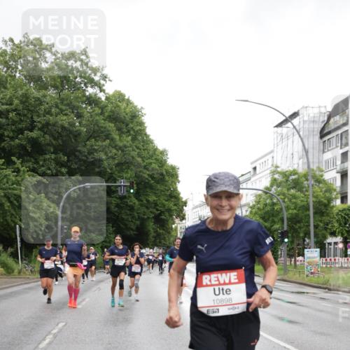 14.06.2026 - REWE Women's Run Jannik Wohlers http://msf.ph/oto/9796358 14.06.2026 09:58:35 Laufen 10898 meine-sportfotos.de