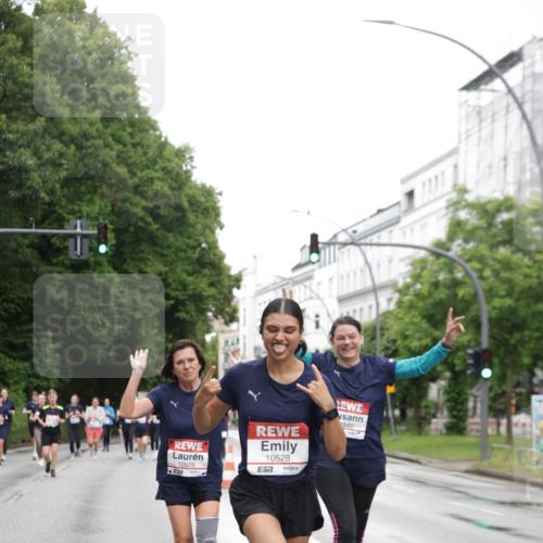 14.06.2026 - REWE Women's Run Jannik Wohlers http://msf.ph/oto/9796378 14.06.2026 09:58:38 Laufen 10529, 10528, 243 meine-sportfotos.de