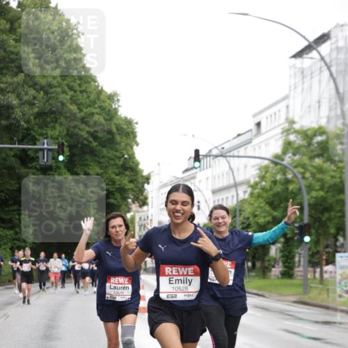 14.06.2026 - REWE Women's Run Jannik Wohlers http://msf.ph/oto/9796380 14.06.2026 09:58:38 Laufen 10529, 10528 meine-sportfotos.de