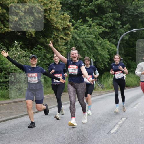14.06.2026 - REWE Women's Run Jannik Wohlers http://msf.ph/oto/9796487 14.06.2026 09:58:47 Laufen 11037, 10974 meine-sportfotos.de