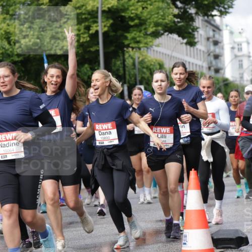 14.06.2026 - REWE Women's Run Jannik Wohlers http://msf.ph/oto/9796517 14.06.2026 09:10:43 Laufen 10064, 657, 10890, 48, 67, 7, 02, 22, 0902, 10098 meine-sportfotos.de